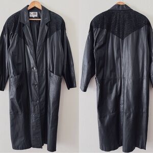 80s VINTAGE BLACK LEATHER TRENCH COAT W/ ANIMAL PRINT DETAILS